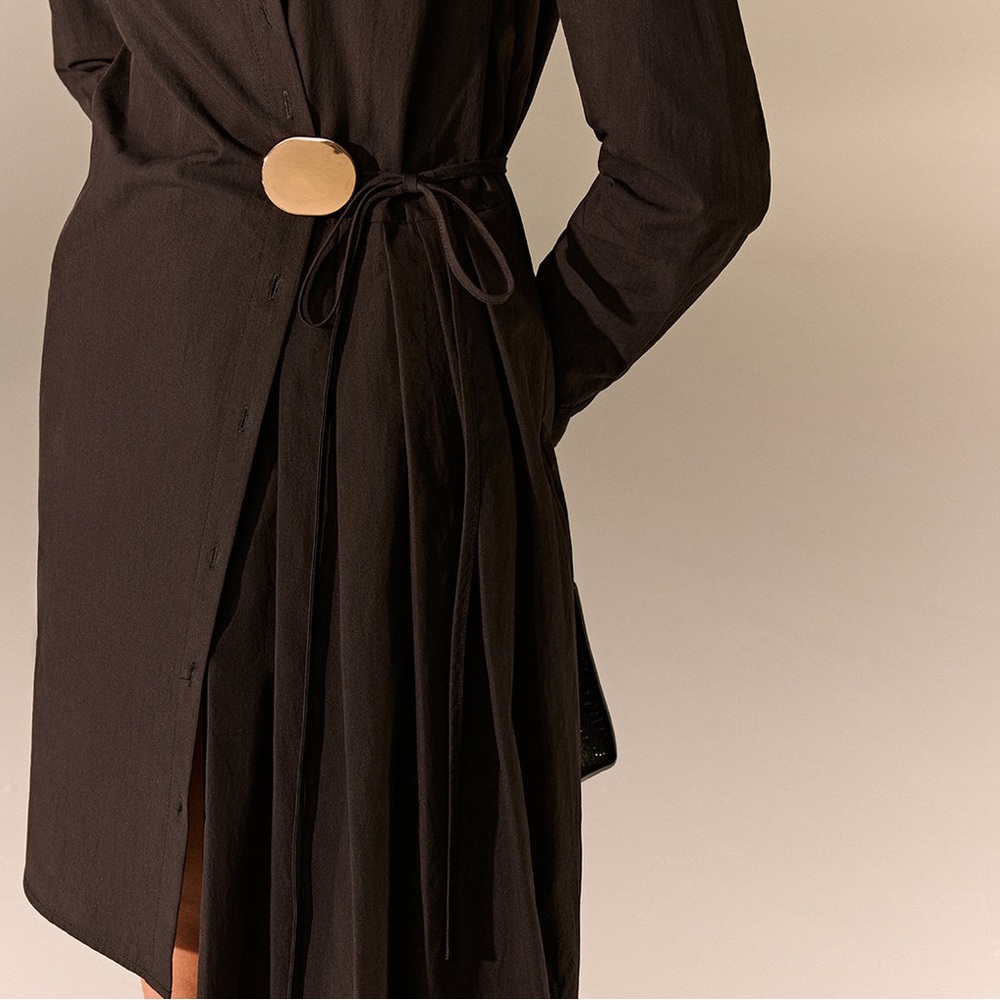 Commense Asymmetric Pleated Hem Black Shirt Dress with Gold Buckle size XS ❤️ - Picture 2 of 6